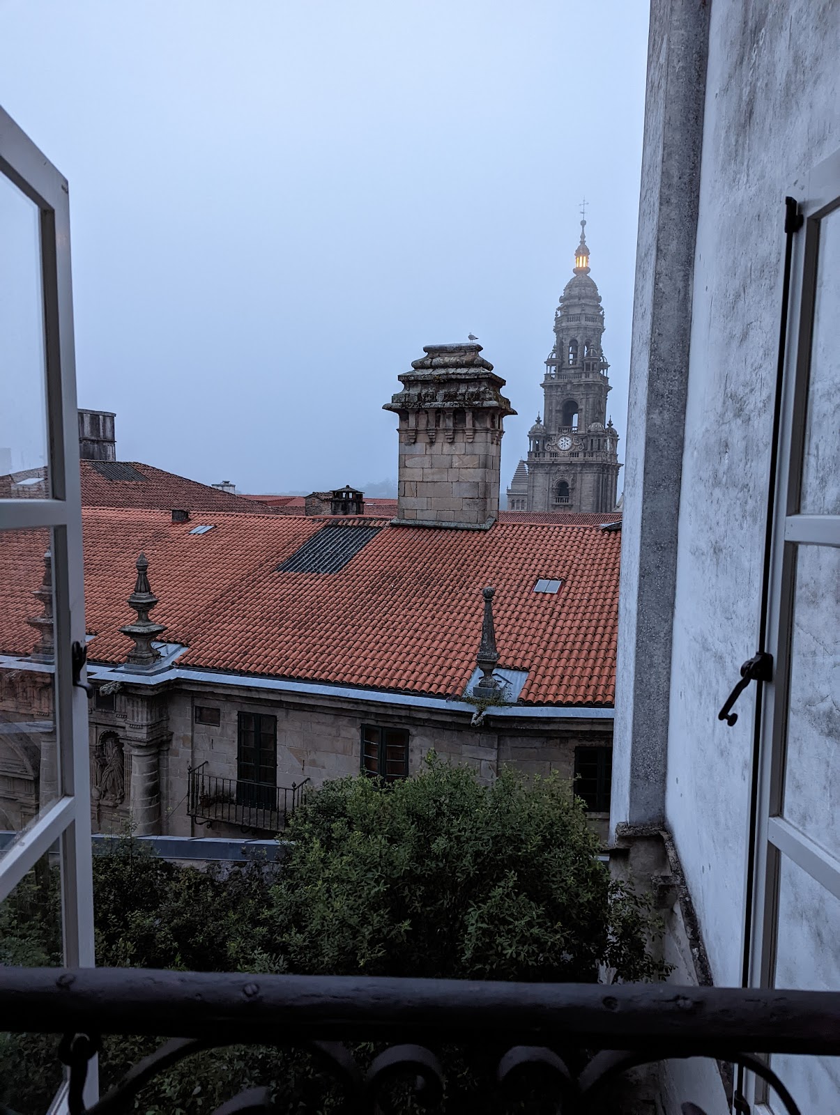 The Last Stamp/ El Último Sello photo 3