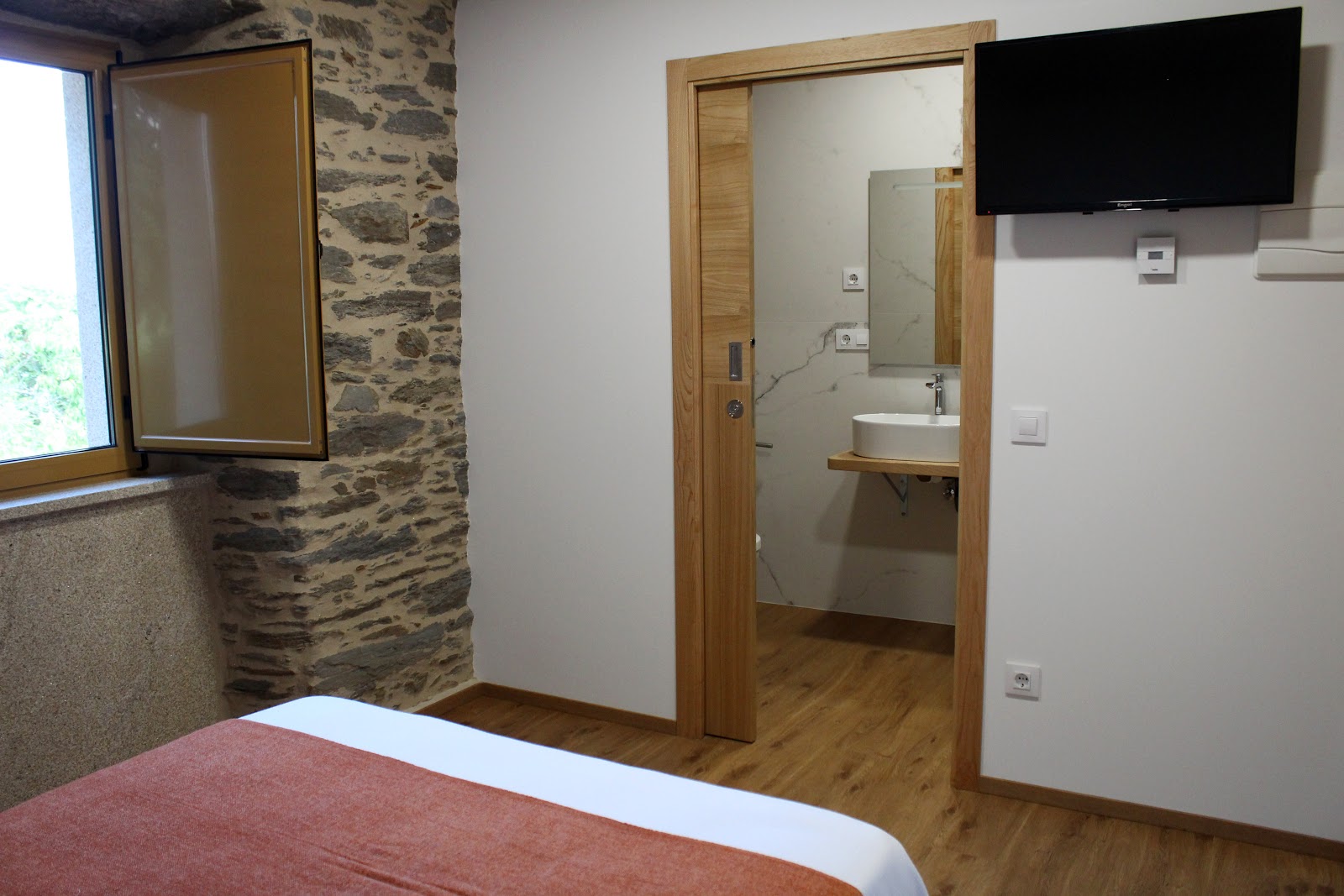 Hotel O Pozo - Alojamiento O Pino photo 6