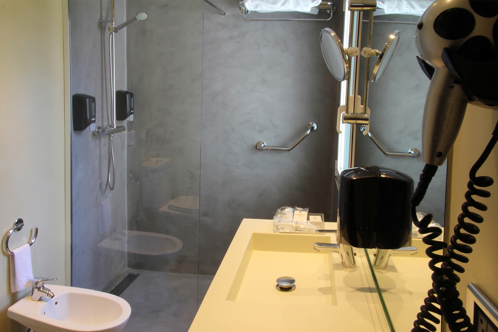 Hotel Conde Duque Bilbao photo 3