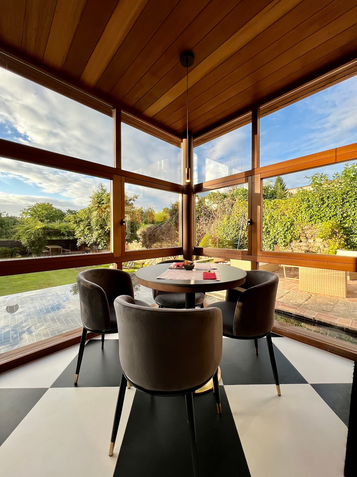 The Tailor's Garden photo 5