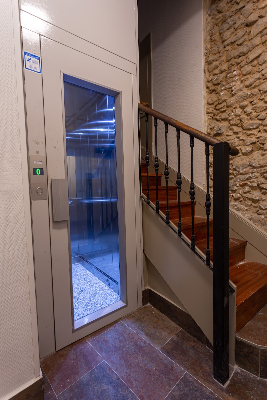 Casual Fuentes photo 8