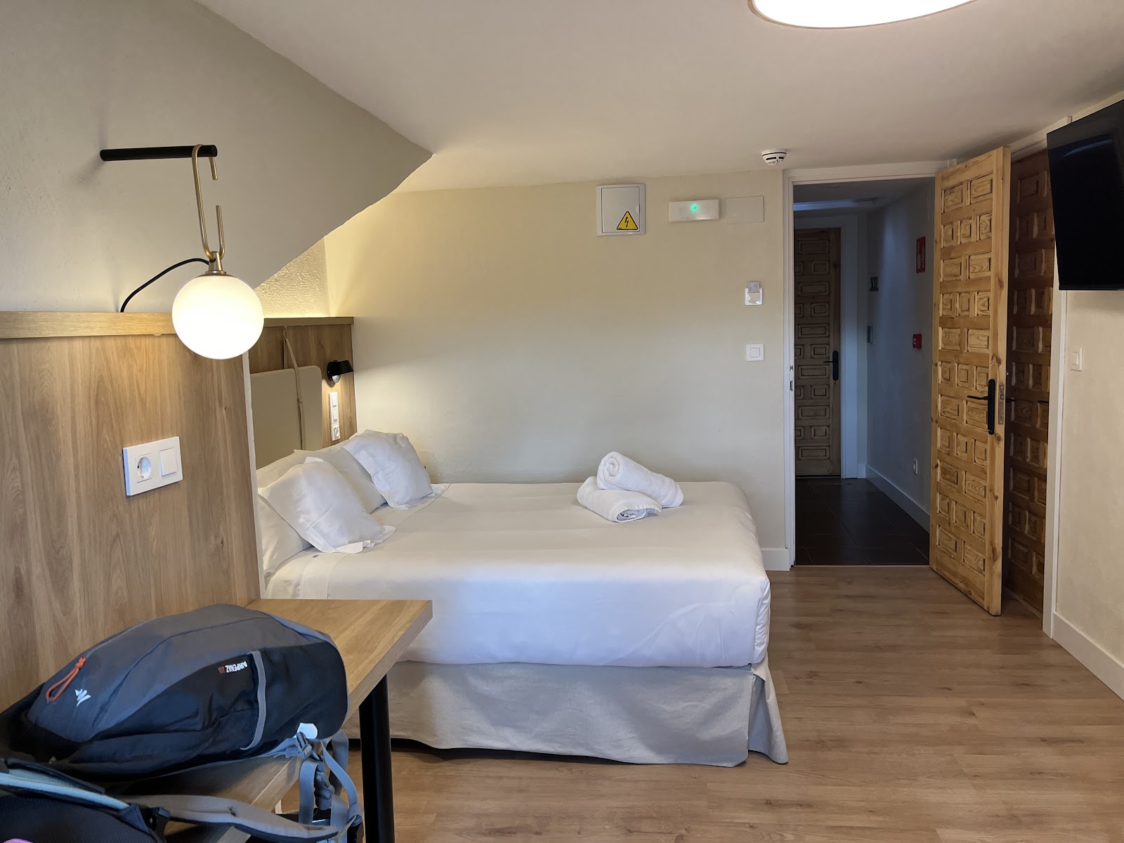 Hotel BESTPRICE Santillana photo 3