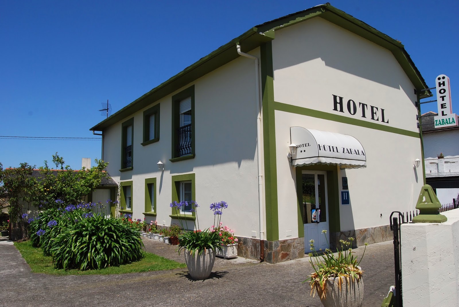 Luarca Zabala photo 10