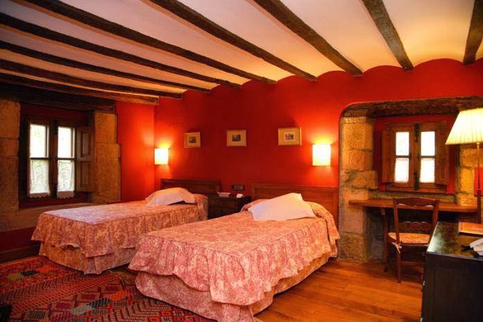 Posada La Torre de la Quintana photo 8