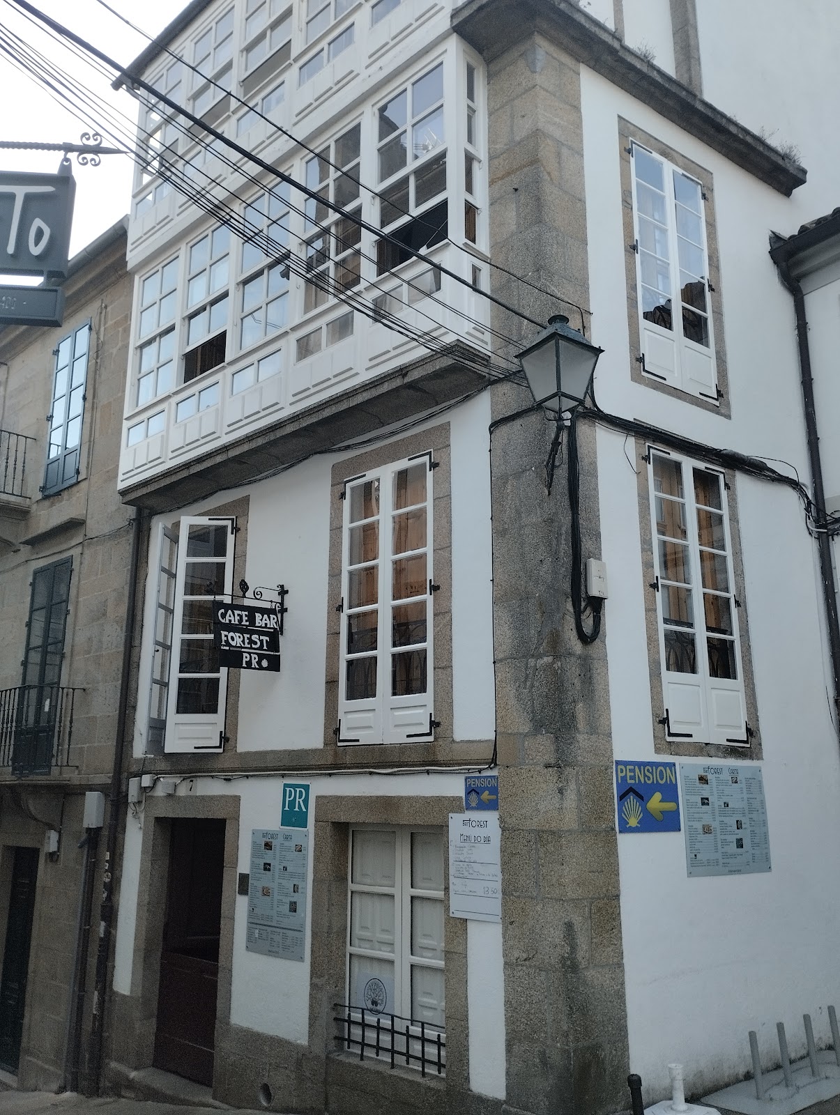 Hostal Forest photo 3