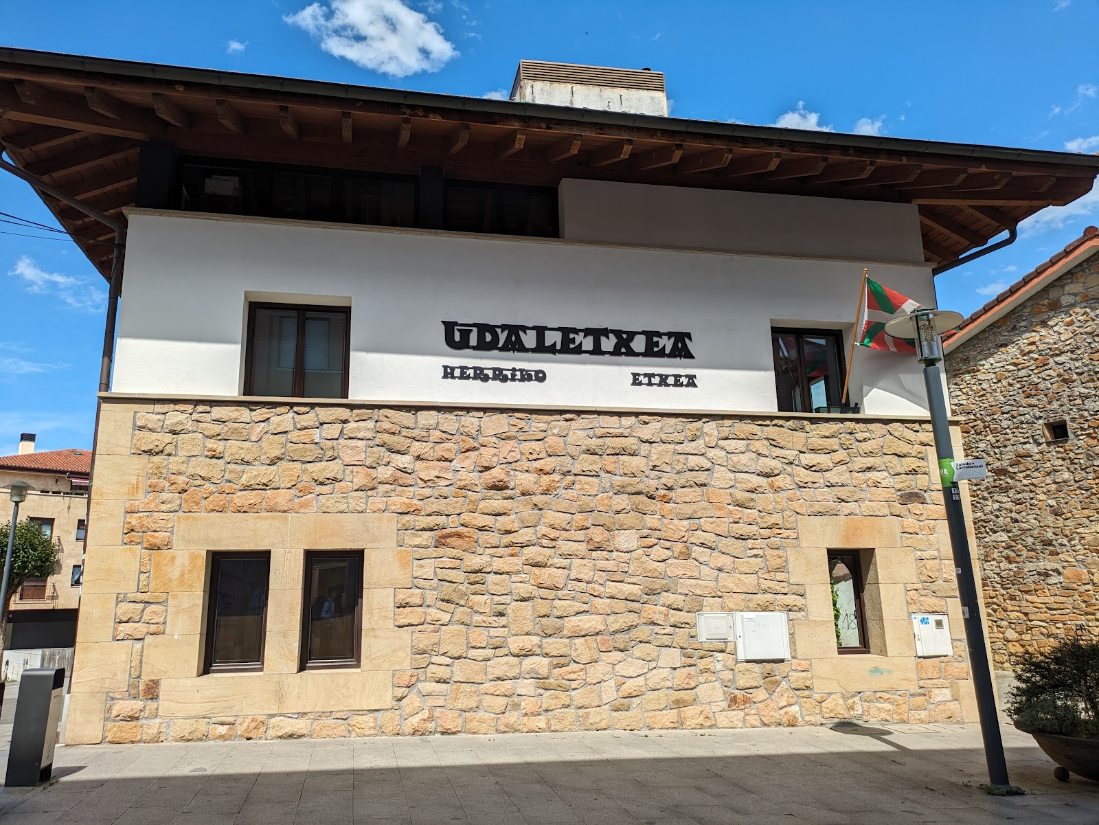 Larrabetzu Pilgrims Albergue photo 2