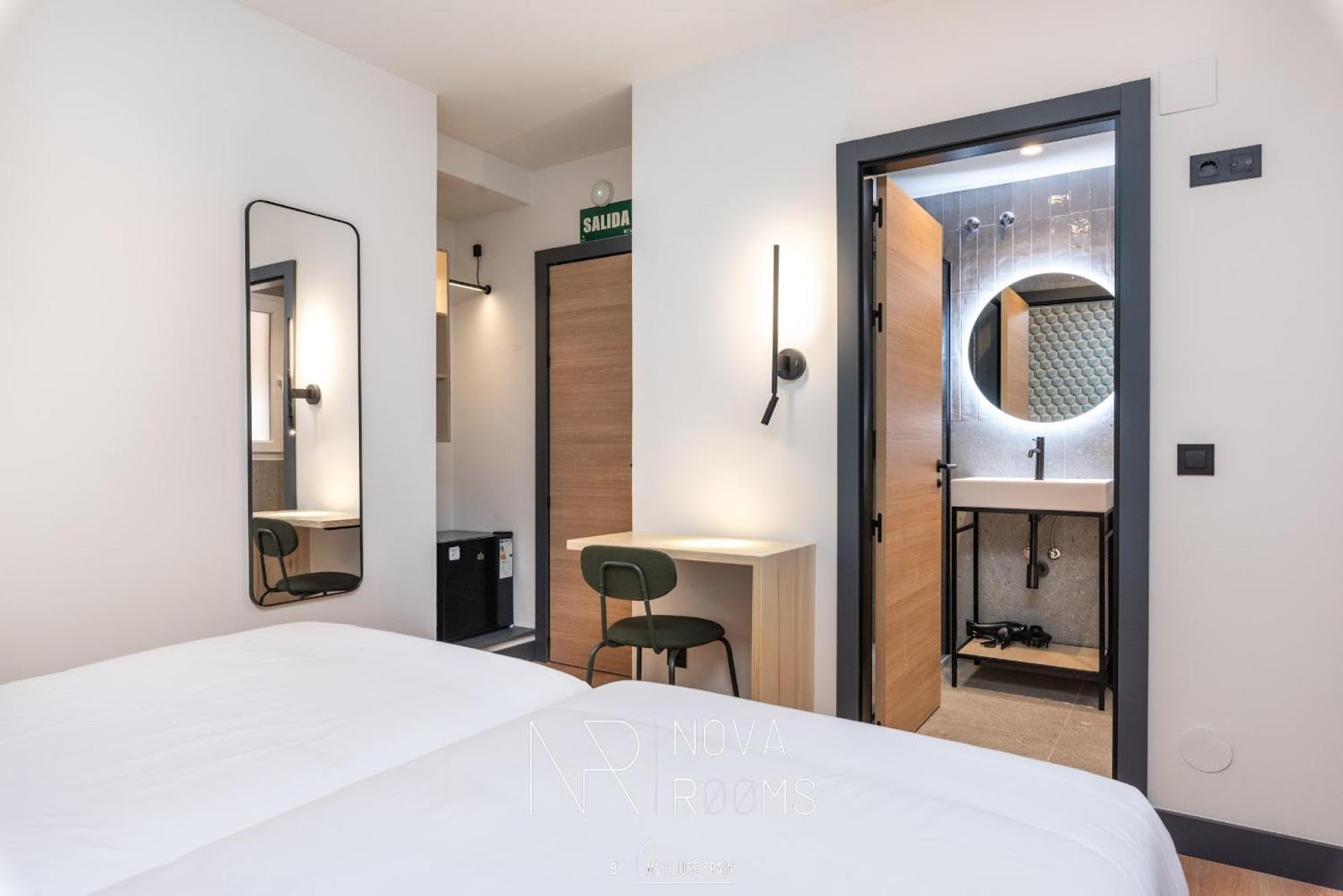 Nova Rooms by MyHouseSpain