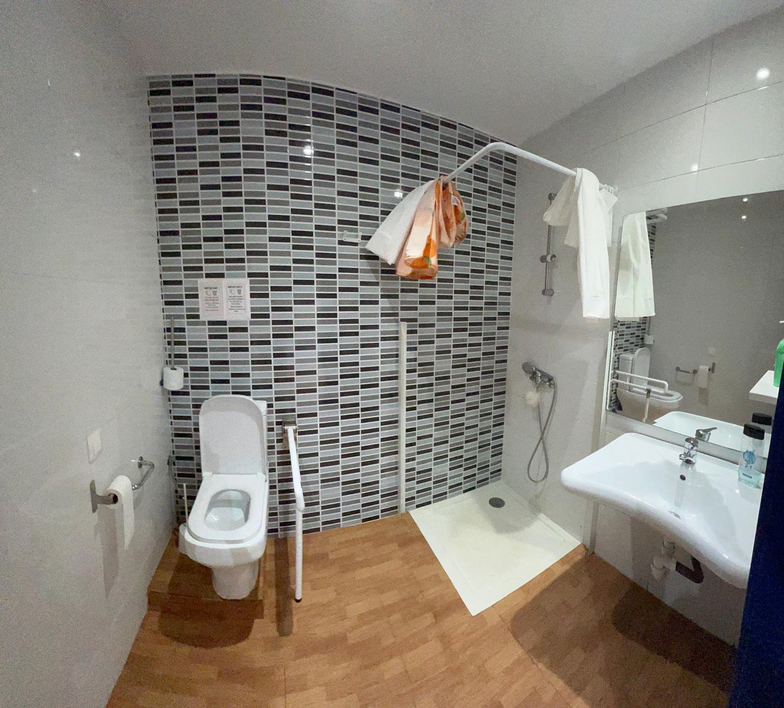 HEGO HAIZE ALBERGUE-HOSTEL en ZARAUTZ photo 3