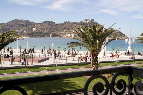 SanSebastianForyou / Mirandoalaconcha Rooms photo 4