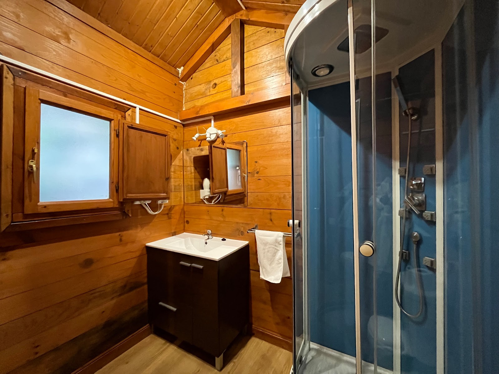 Camping Playa de La Franca Bungalows Asturias photo 4