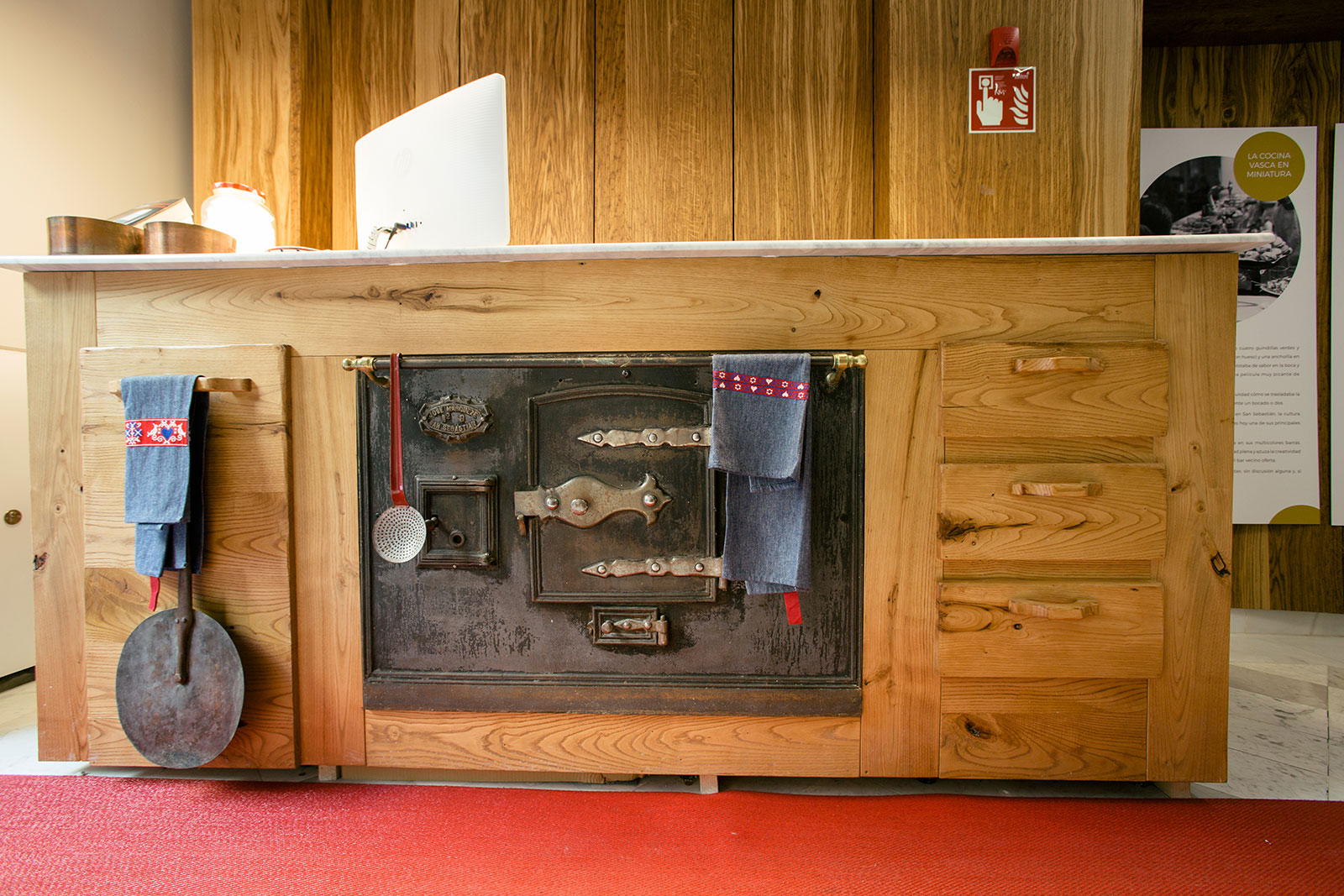 Legazpi Doce Rooms & Suites photo 10