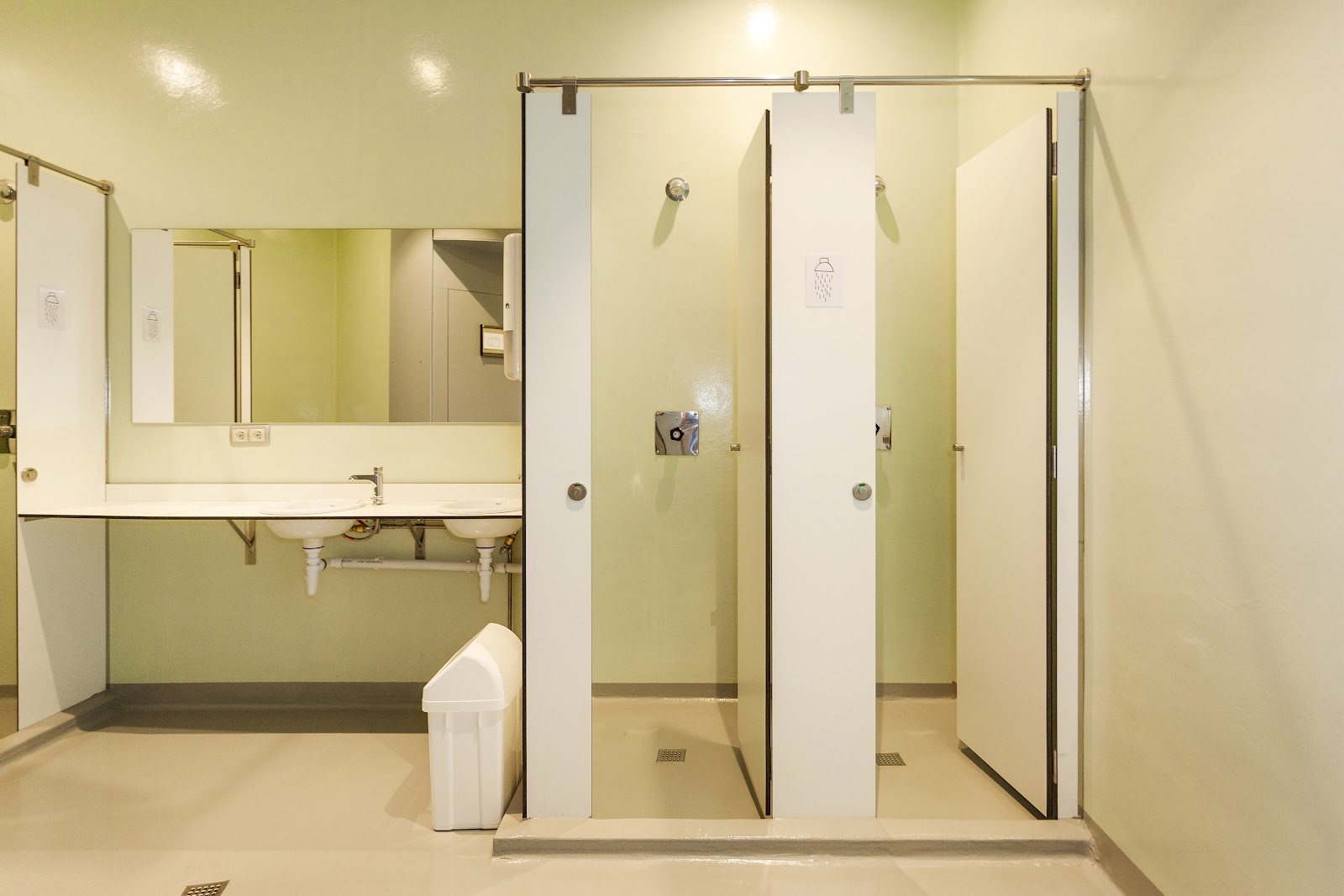 A Room in the City - Hostel San Sebastian photo 3