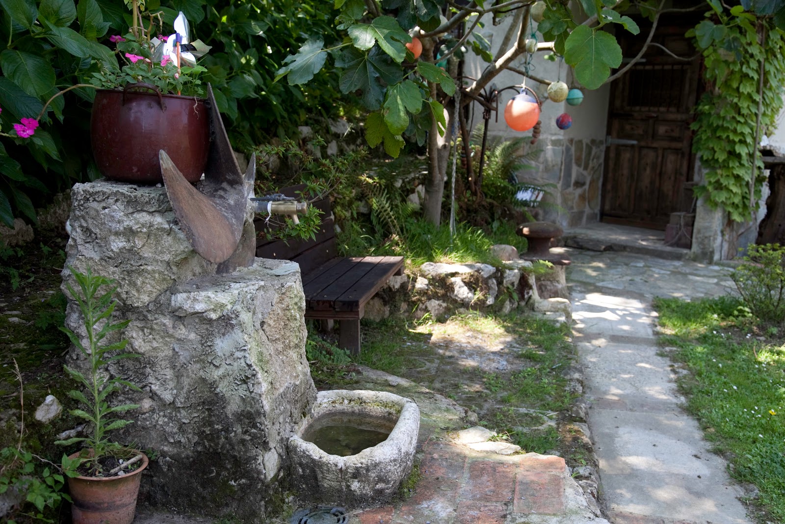 Fuente de las Anjanas photo 3