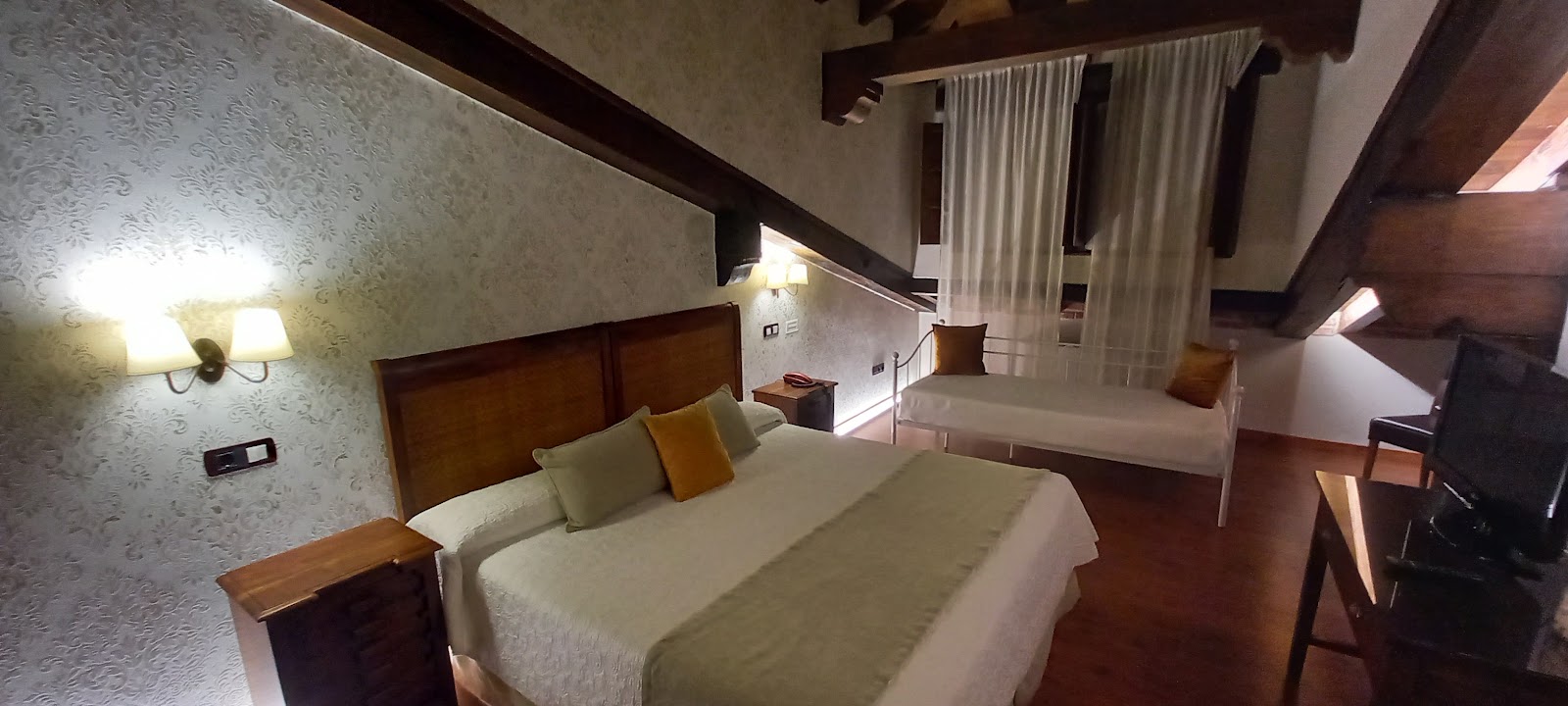 Hotel La Casona de Revolgo photo 10