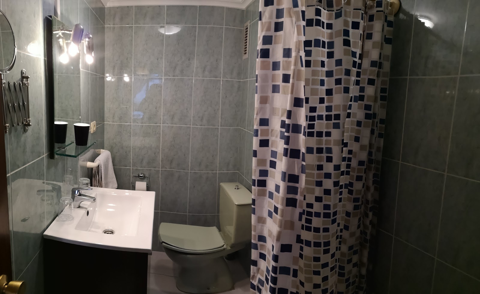 Hostal Campoamor photo 7