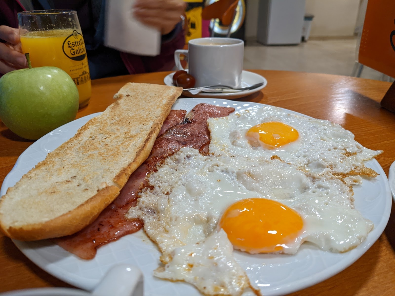 Pensión Residencial Platas photo 9