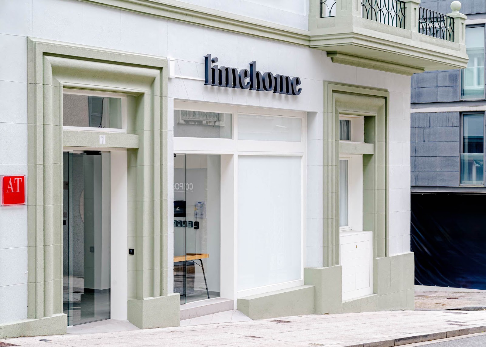 Limehome Santiago Rua de Gómez Ulla photo 8