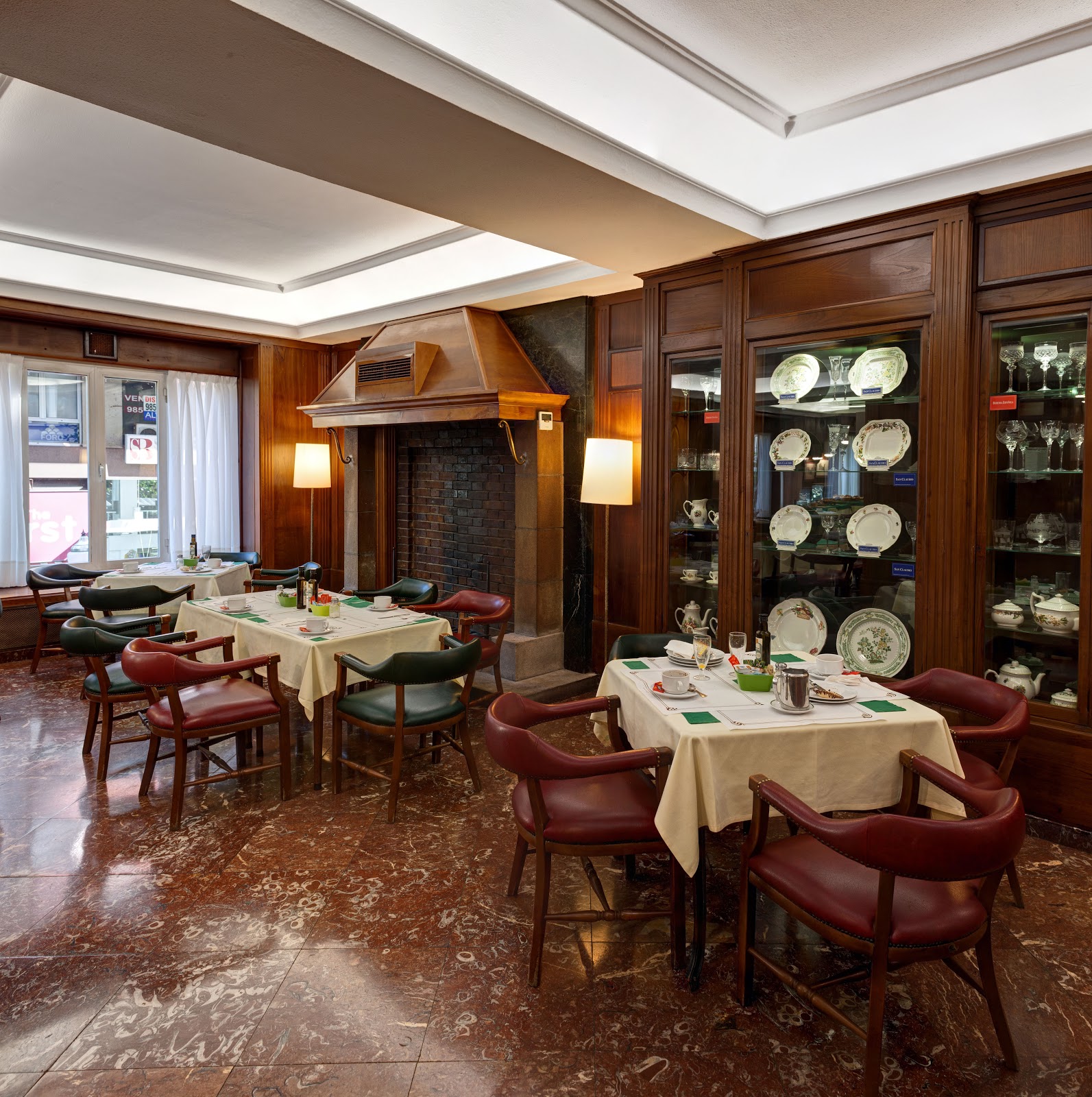 Hotel Hernán Cortés photo 4