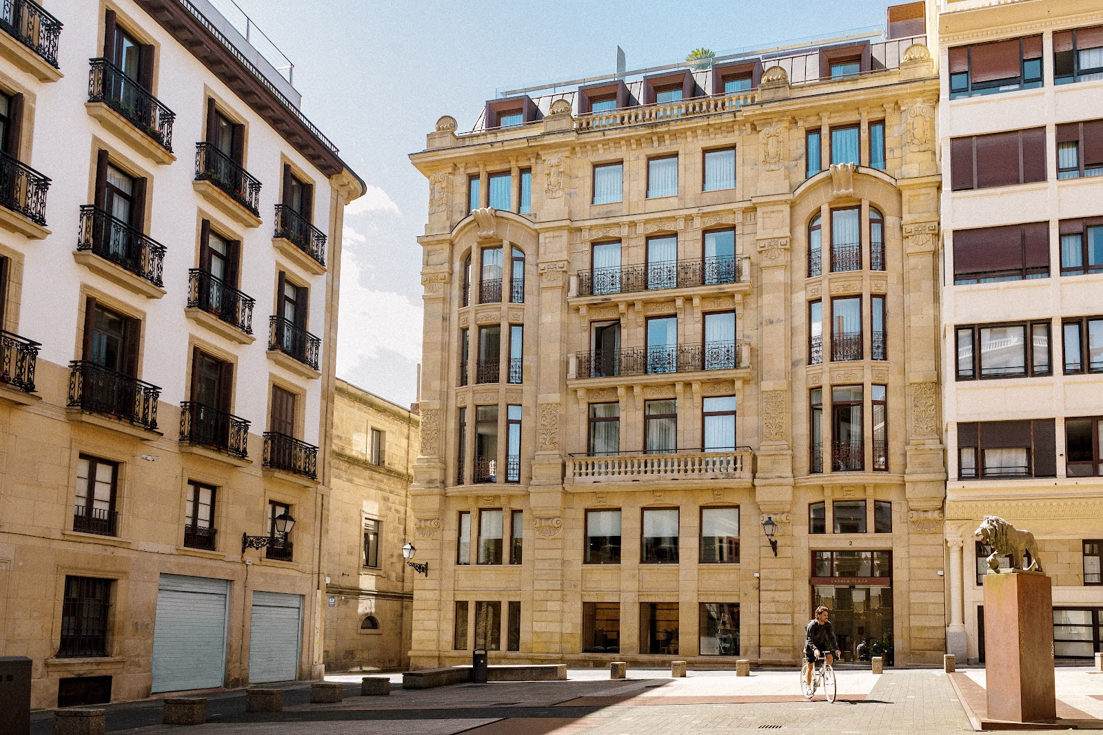 Hotel Lasala Plaza photo 10