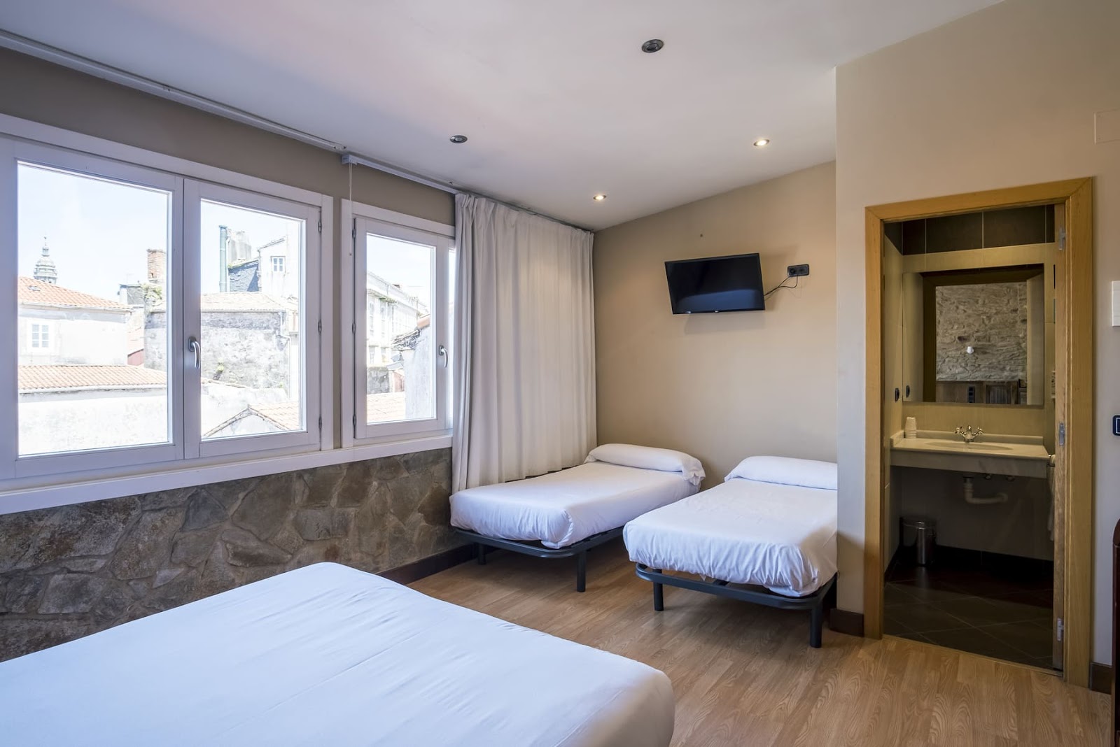 Hotel Avenida photo 2