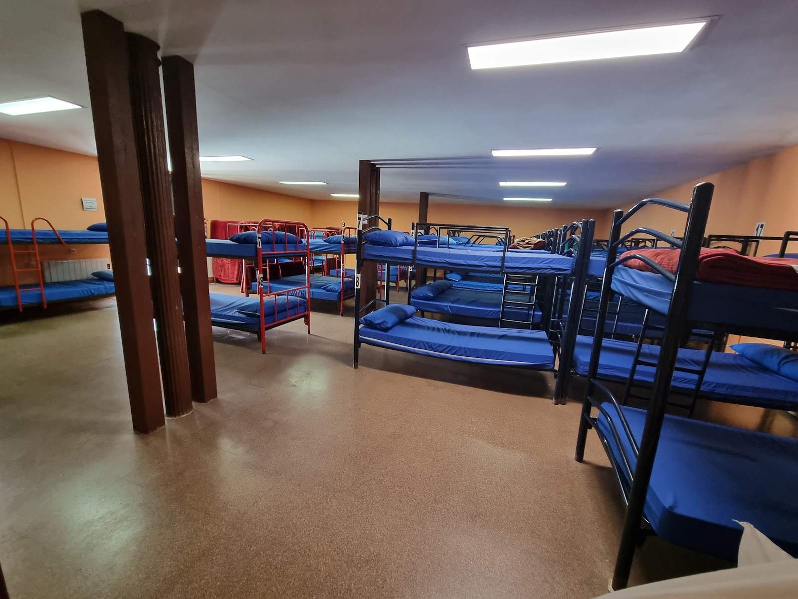 Public Pilgrims' Hostel in Avilés photo 10