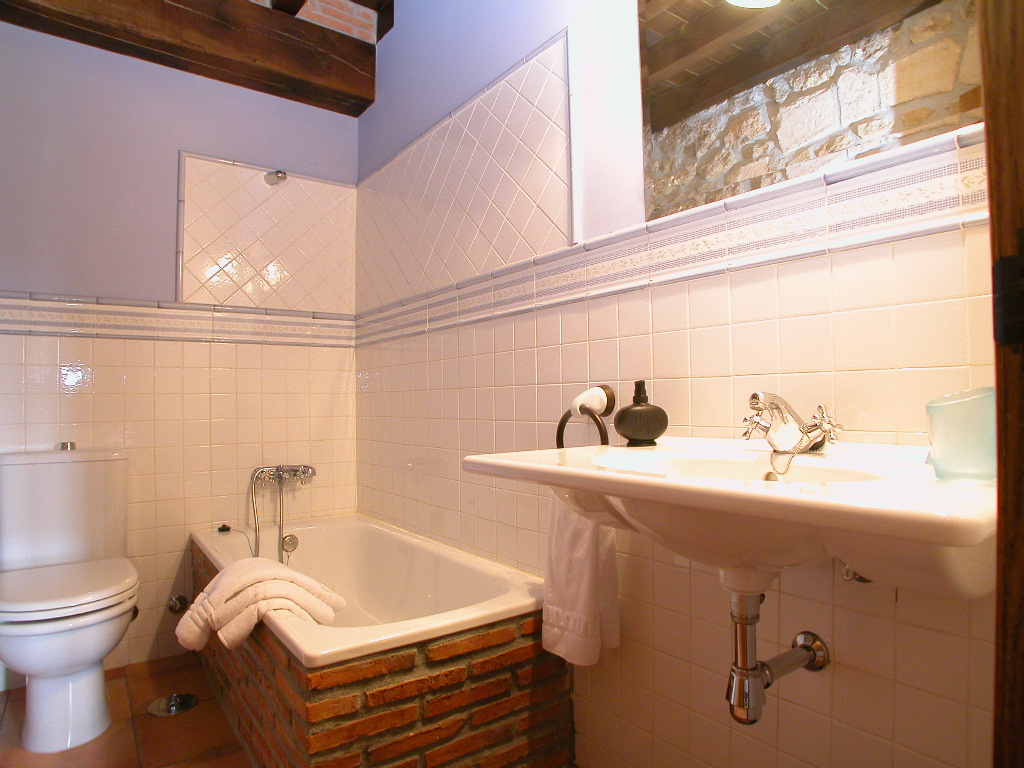 De Peredo Y Villa photo 3