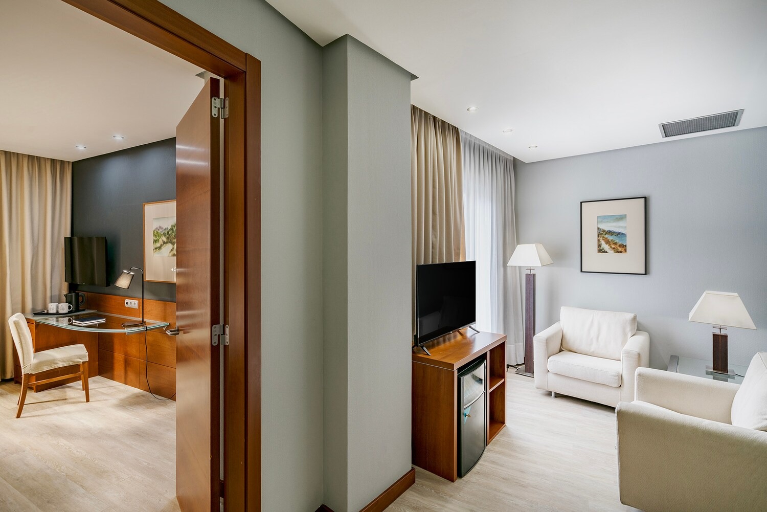 Dorma Coliseum photo 2