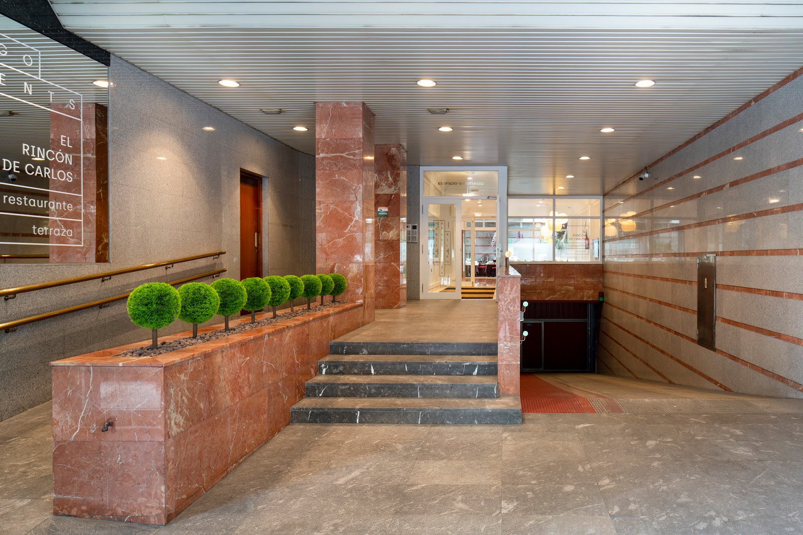 Santiago Eraikina photo 10