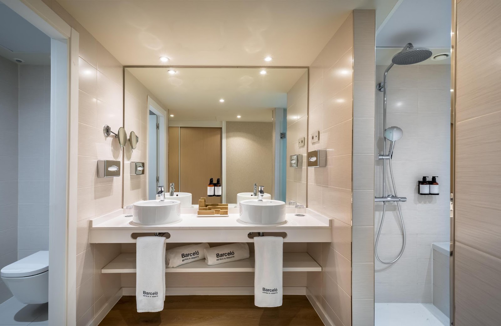 Barceló Bilbao Nervión photo 3