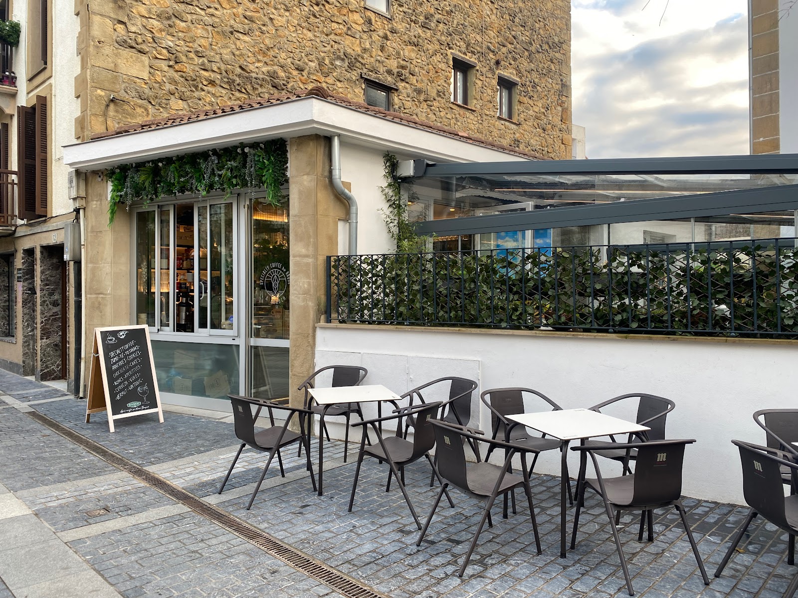 Zarautz Surf House photo 7