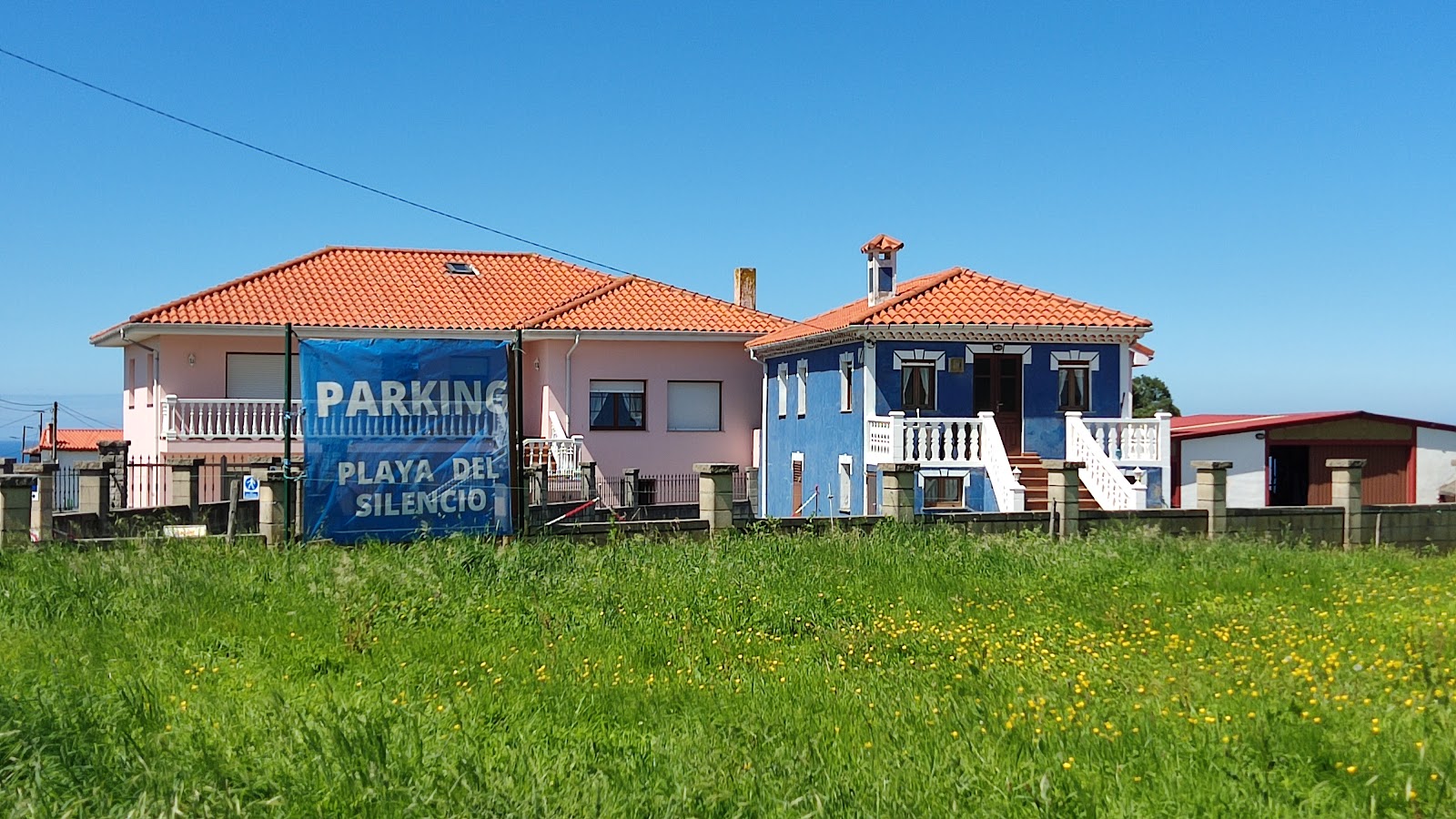 Parking Playa del Silencio photo 8