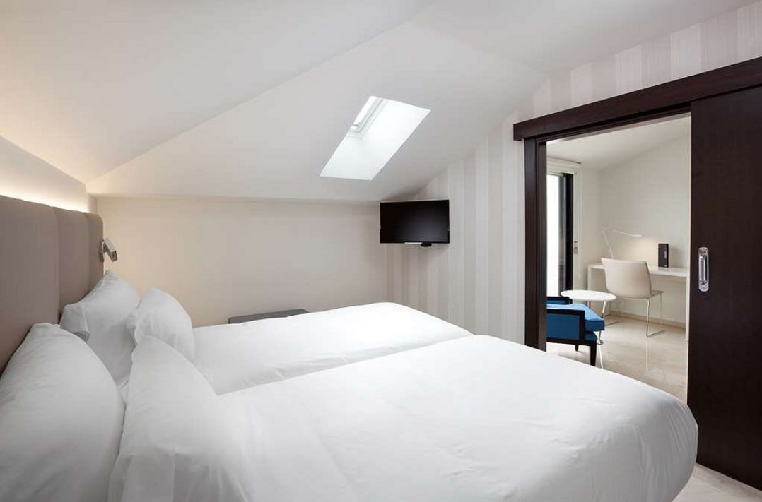 Hostal Vintage Santander photo 2