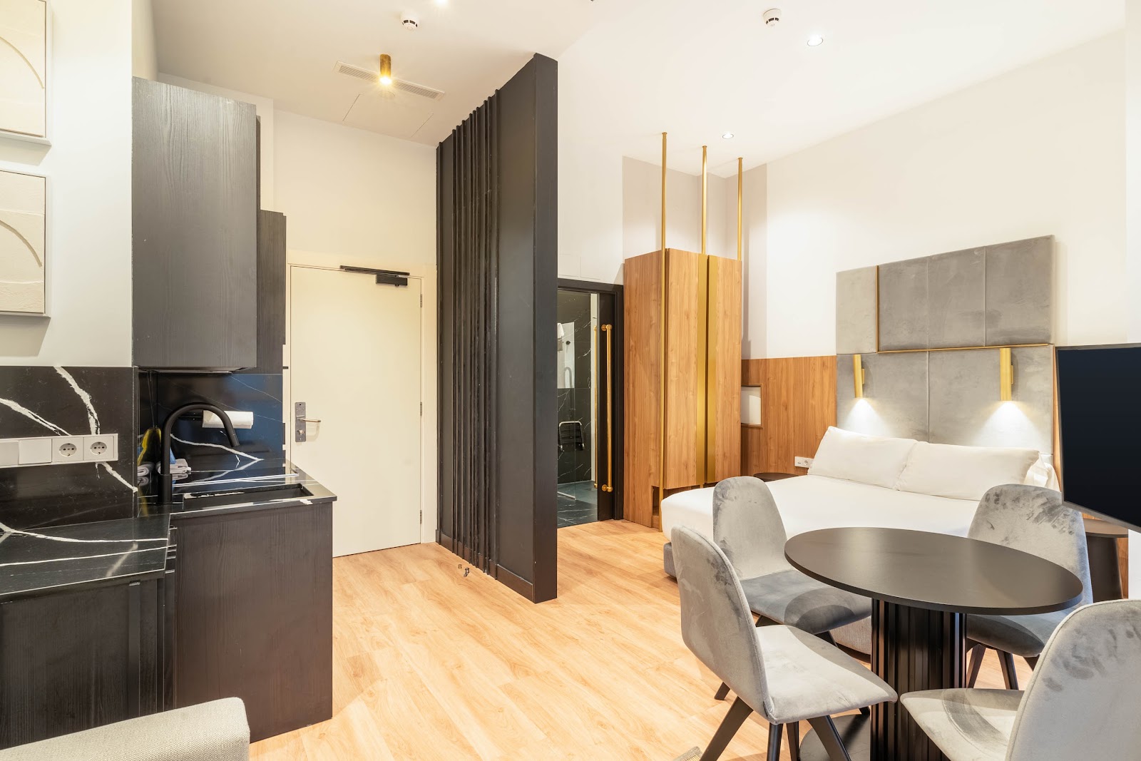 Limehome San Sebastian Zubieta Kalea photo 7