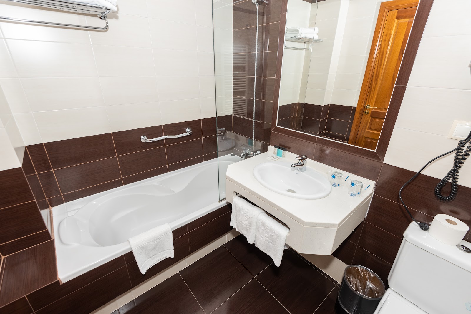 Hotel Valle Las Luiñas photo 3