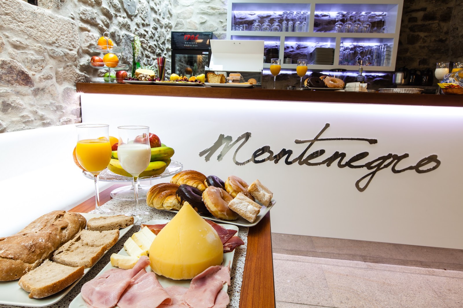 Hotel Montenegro Compostela photo 9