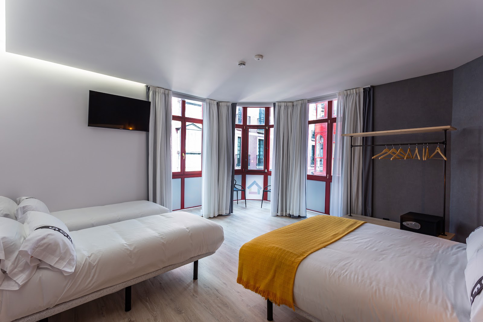 Casual Fuentes photo 10