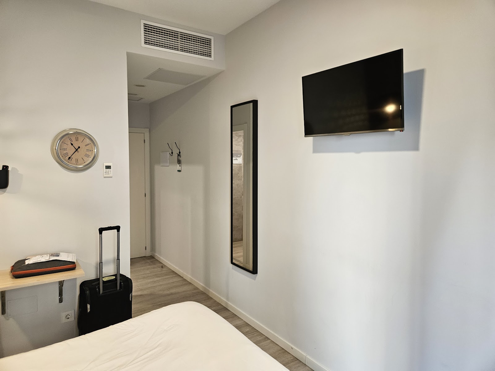 Pensión Peñaflorida photo 7