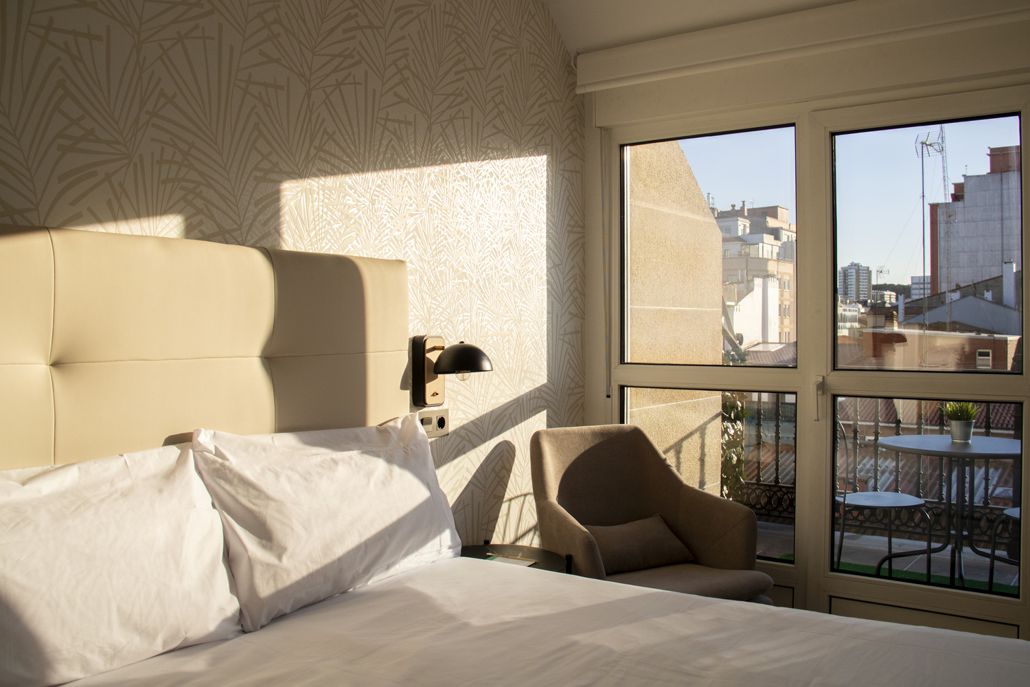 Alda Orzán, hotel accommodation in A Coruña on the Camino Inglés
