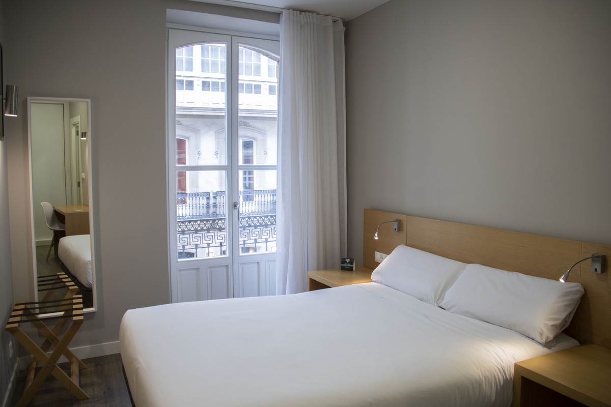 Alda Alborán Rooms, guesthouse accommodation in A Coruña on the Camino Inglés