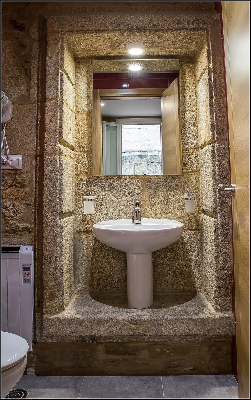 Hotil photo 3, hotel accommodation in A Coruña on the Camino Inglés