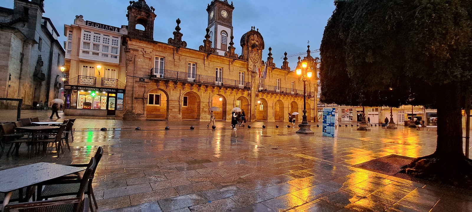 True Pilgrim's Municipal hostel of Lugo, albergue accommodation in Lugo on the Camino Primitivo