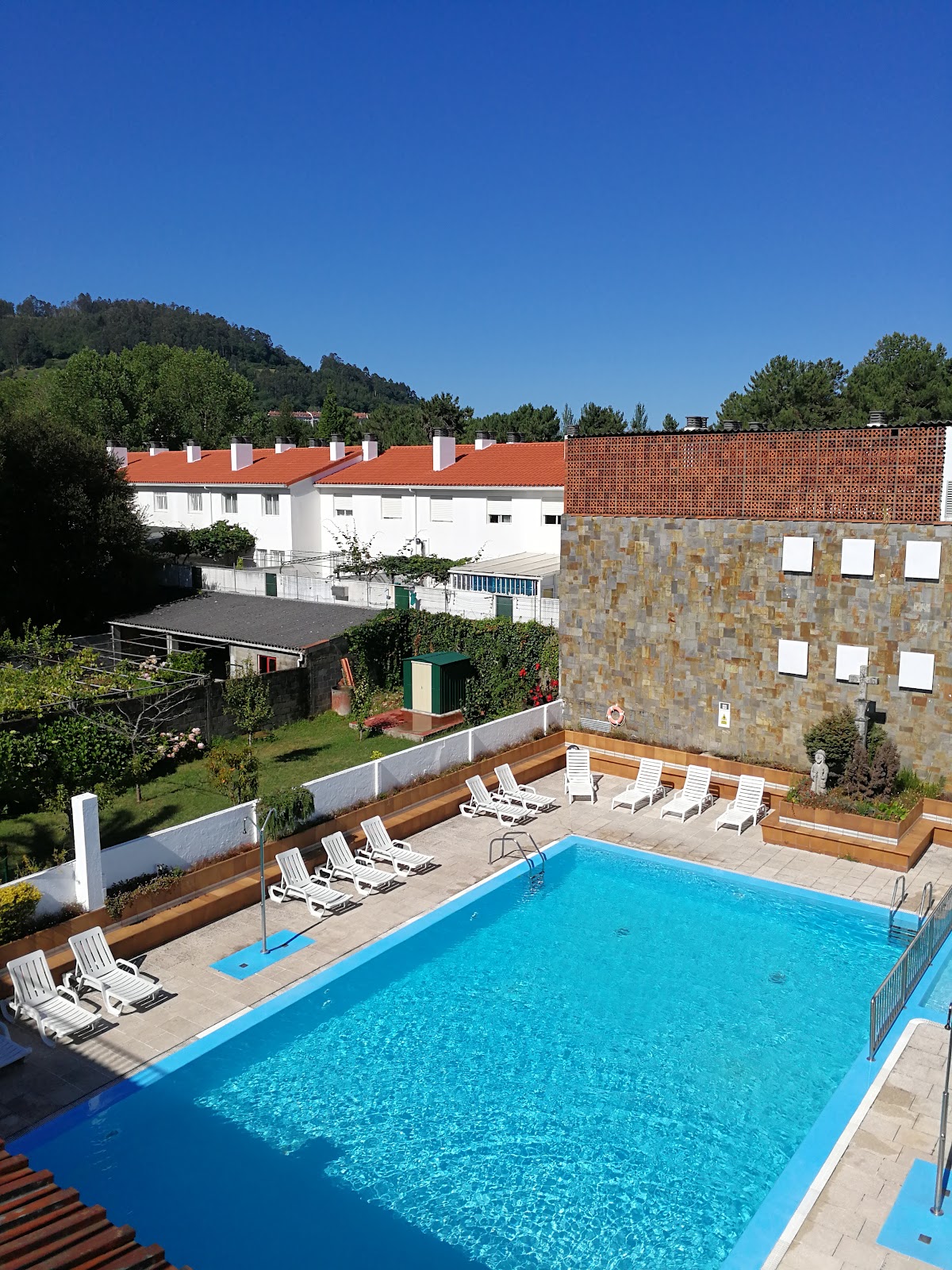 Hotel y Apartamentos Sarga photo 3, hotel accommodation in Cabanas on the Camino Inglés