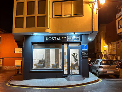 HOSTAL HABITAT MUXÍA I I, hotel accommodation in Muxía on the Camino Finisterre