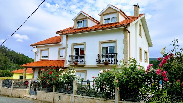 Casa Lourido, guesthouse accommodation in Lires on the Camino Finisterre