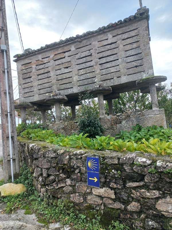 Casa Divina de Lires, guesthouse accommodation in Lires on the Camino Finisterre