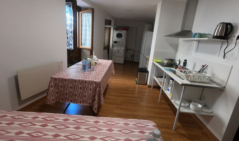 Albergue Santa María del Azogue ACC photo 2, albergue accommodation in Betanzos on the Camino Inglés