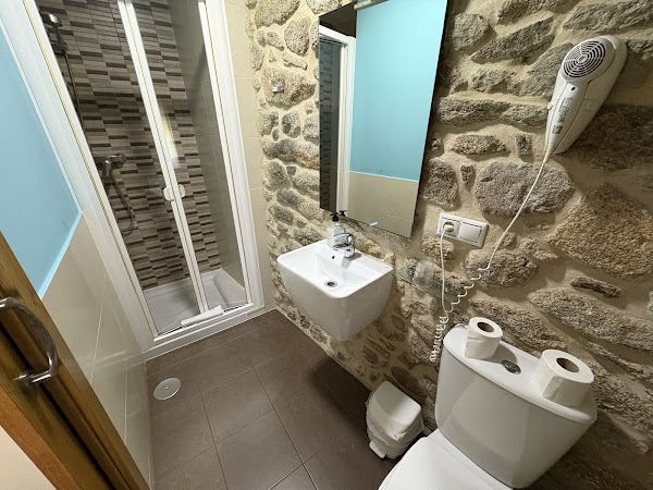 Casa Loncho photo 3, hotel accommodation in Olveiroa on the Camino Finisterre