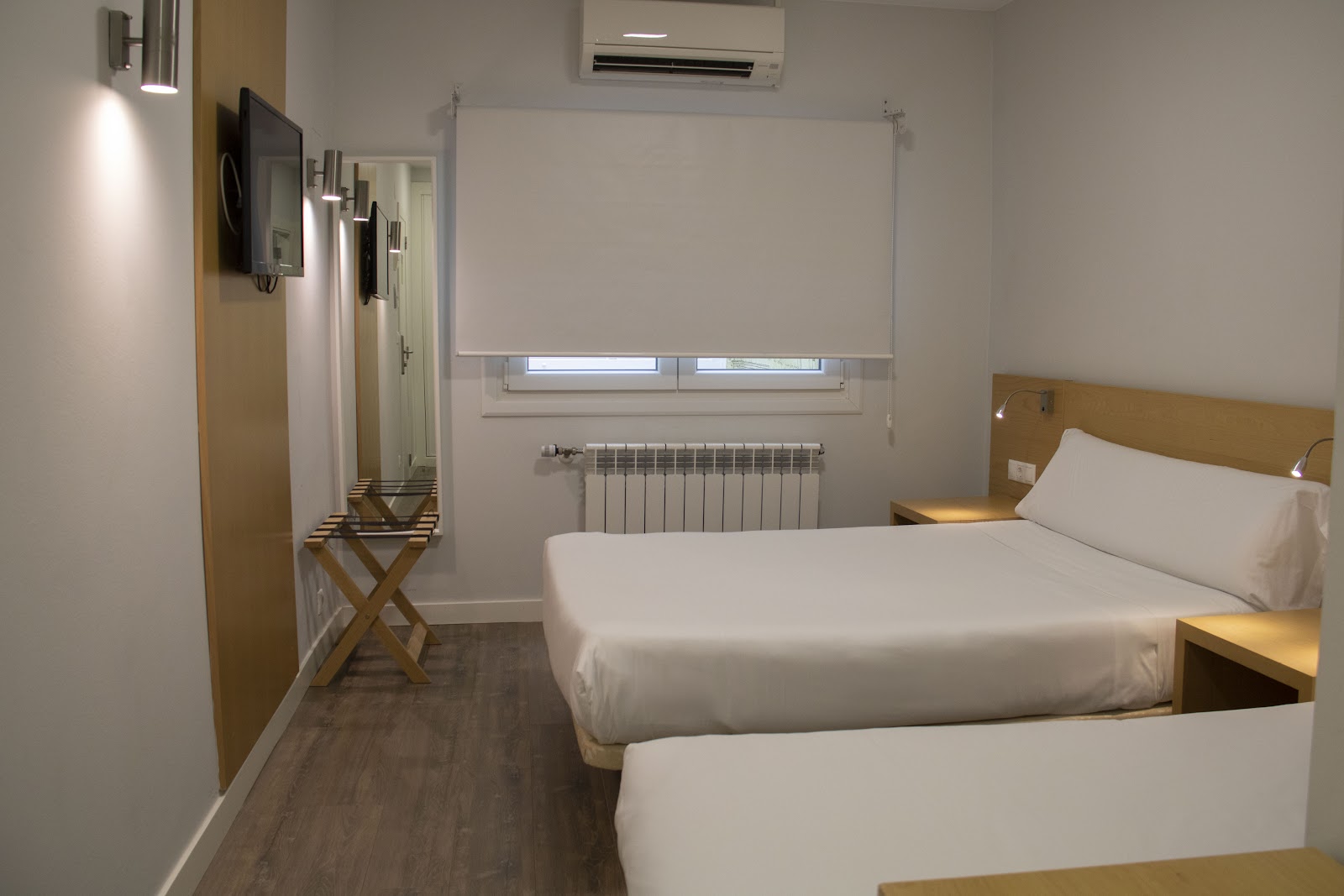 Alda Alborán Rooms photo 2, guesthouse accommodation in A Coruña on the Camino Inglés
