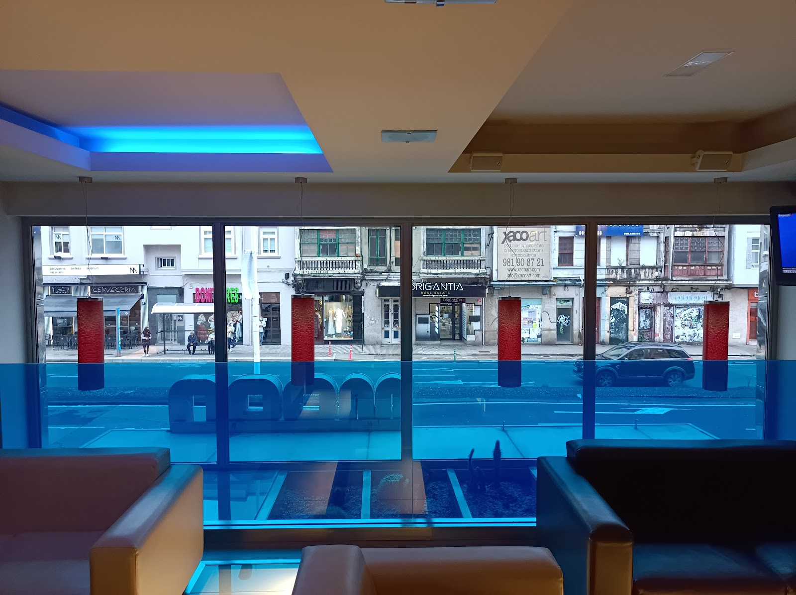 Moon photo 3, hotel accommodation in A Coruña on the Camino Inglés