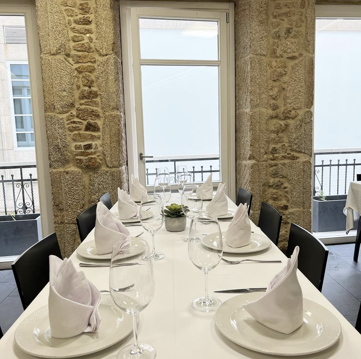 Lois photo 3, hotel accommodation in A Coruña on the Camino Inglés